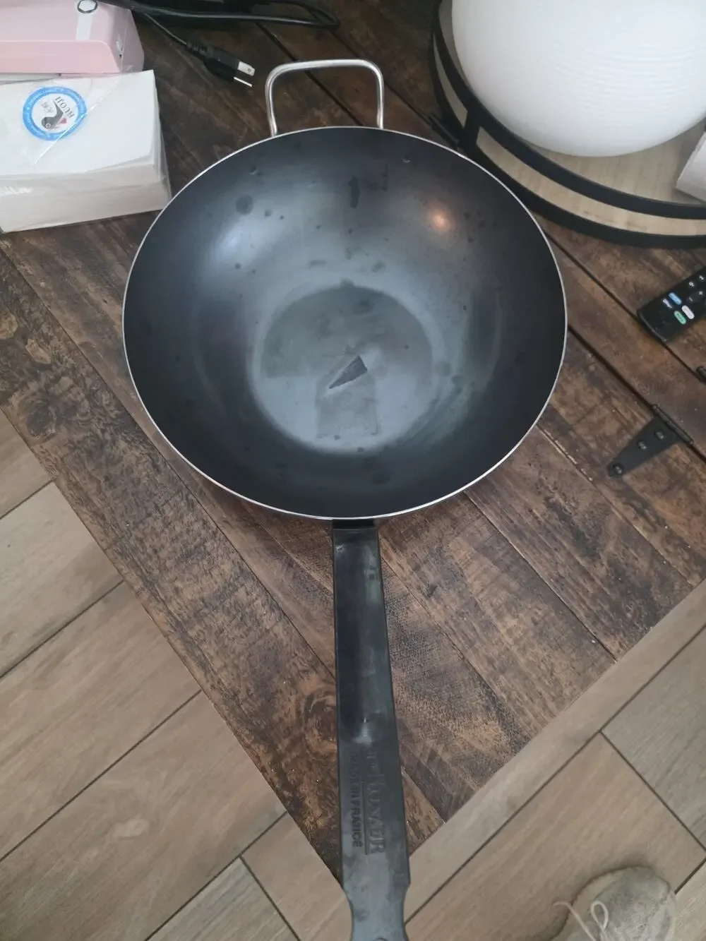 de Buyer - Blue Carbon Steel Wok Pan 2mm Thick 12.5” Diameter, - Made in France